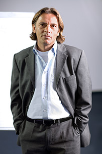 Andreas J. Hermanns